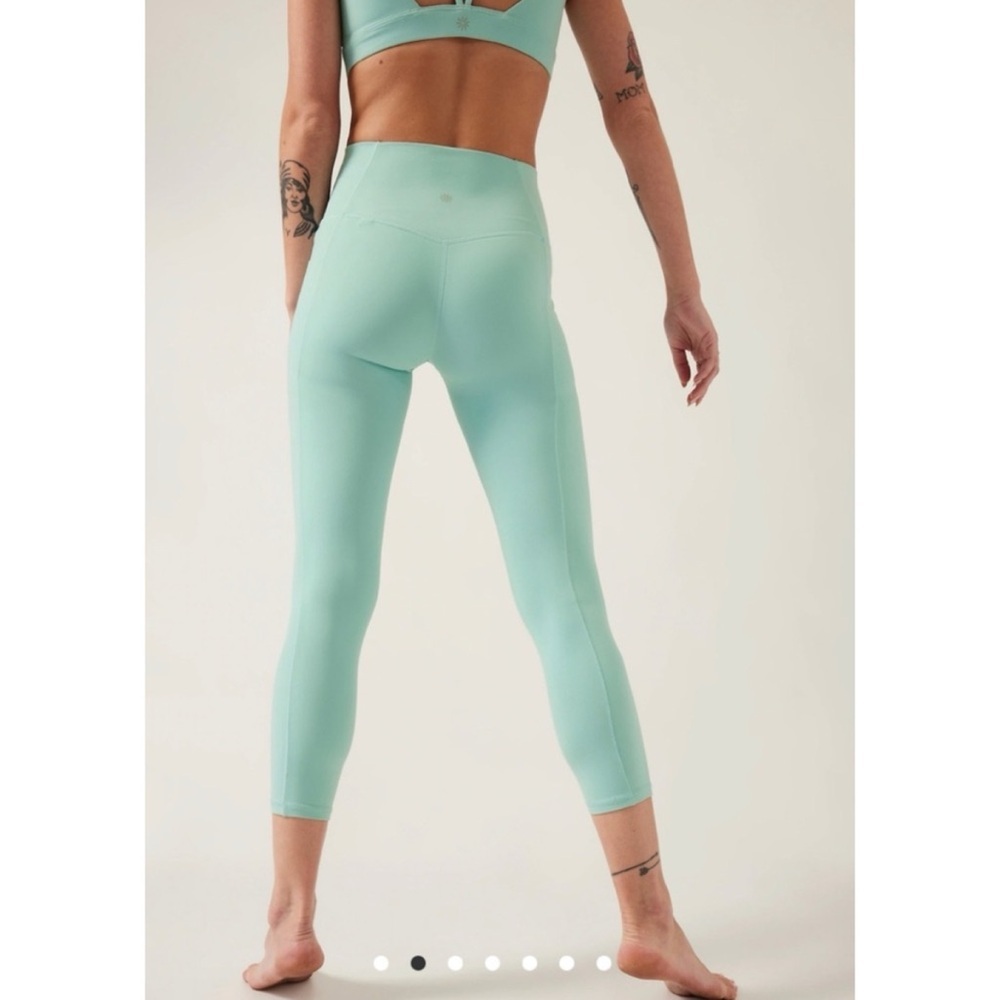 Athleta Salutation Stash Pocket II 7/8 Tight Size S Tall - Picture 2 of 11